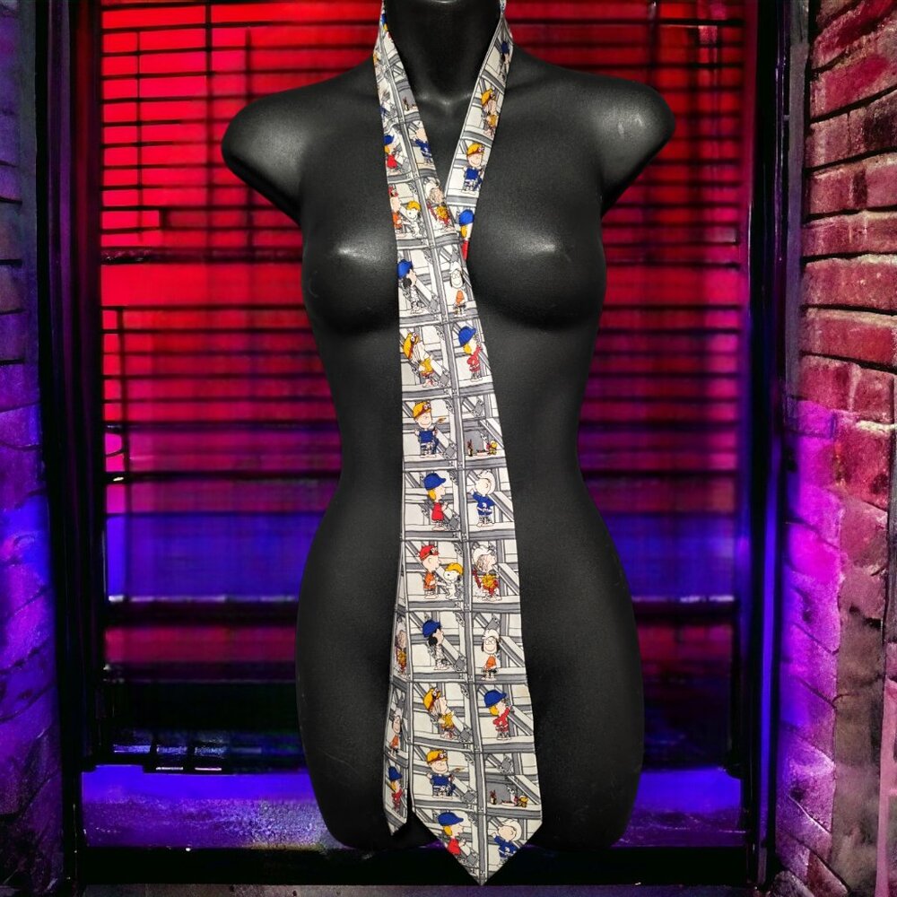 Peanuts Charlie Brown Under Construction Tie, 60"